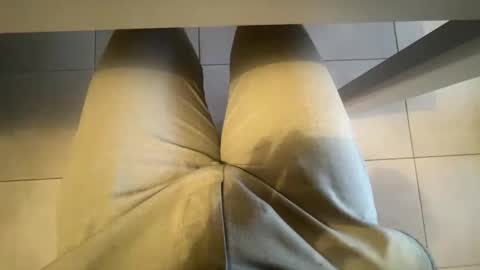 mmaestro42 online show from November 2025 04:07:02 PM