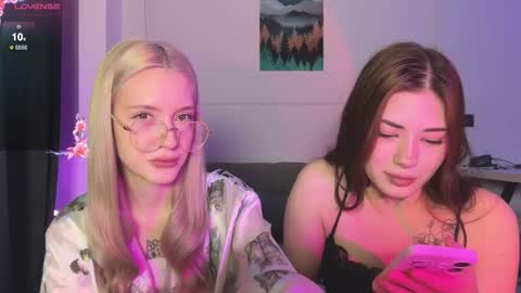 alice and ray online show from March 2026 10:04:02 PM