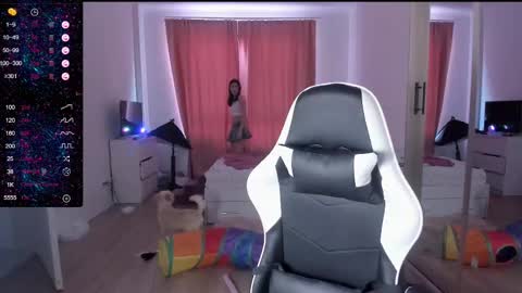 Snapshot of mmm_banana chatting on February 2025 09:20:02 AM Lili online show from February 2025 09:20:02 AM