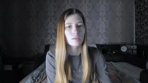 Snapshot of mmm_banana chatting on October 2025 10:11:02 AM Lili online show from October 2025 10:11:02 AM