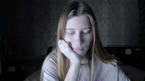 Snapshot of mmm_banana chatting on October 2025 05:08:01 PM Lili online show from October 2025 05:08:01 PM