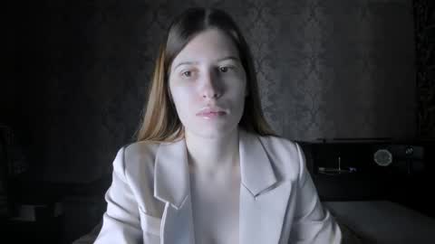 Snapshot of mmm_banana chatting on November 2025 09:52:02 AM Lili online show from November 2025 09:52:02 AM