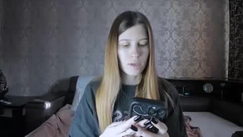 Snapshot of mmm_banana chatting on November 2025 10:26:02 AM Lili online show from November 2025 10:26:02 AM