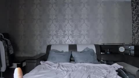 Snapshot of mmm_banana chatting on November 2025 09:43:02 AM Lili online show from November 2025 09:43:02 AM