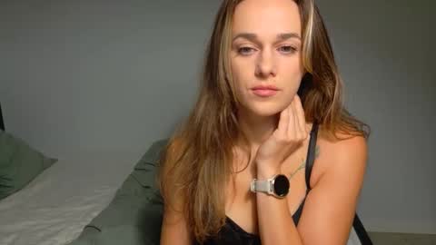 Snapshot of mmminnie chatting on November 2025 05:47:02 PM mmminnie online show from November 2025 05:47:02 PM