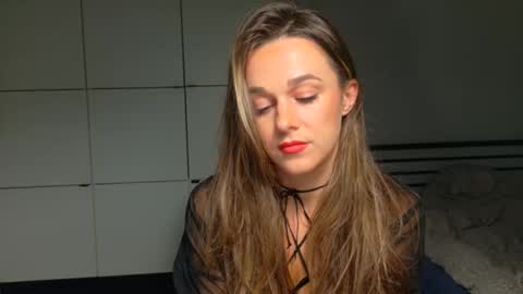 Snapshot of mmminnie chatting on November 2025 02:39:02 PM mmminnie online show from November 2025 02:39:02 PM