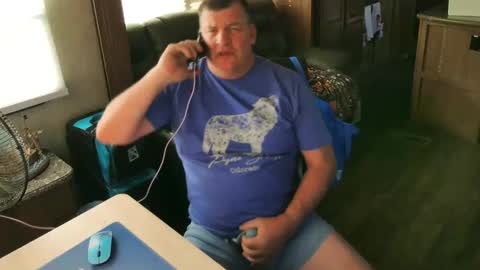 Snapshot of mmmthatsfunnn chatting on October 2025 10:18:02 PM mmmthatsfunnn online show from October 2025 10:18:02 PM