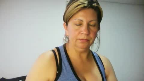 Snapshot of mmsexymm84 chatting on January 2025 11:02:02 PM mmsexymm84 online show from January 2025 11:02:02 PM