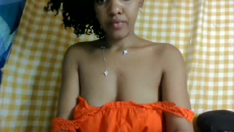 Snapshot of mmyriame chatting on June 2026 12:44:02 PM mmyriame online show from June 2026 12:44:02 PM
