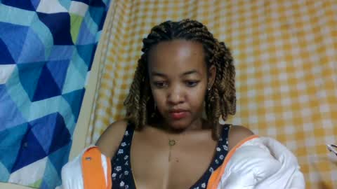 Snapshot of mmyriame chatting on July 2026 10:18:02 AM mmyriame online show from July 2026 10:18:02 AM