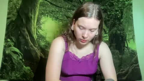 Snapshot of mo0n_goddess chatting on July 2026 02:58:01 AM Misty online show from July 2026 02:58:01 AM