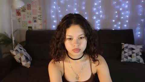 Snapshot of moco_choco chatting on September 2025 09:46:01 AM moco_choco online show from September 2025 09:46:01 AM