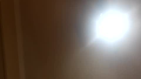 Snapshot of modelo_web18 chatting on March 2025 03:45:02 PM camilo online show from March 2025 03:45:02 PM