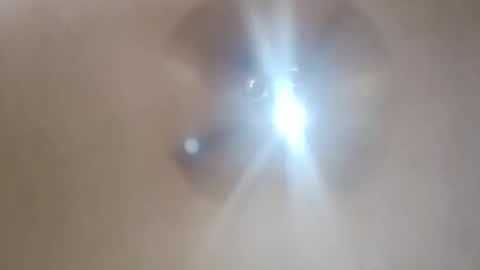 Snapshot of modelo_web18 chatting on December 2025 12:32:02 PM camilo online show from December 2025 12:32:02 PM