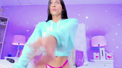 Sophia  online show from January 2025 10:08:02 PM