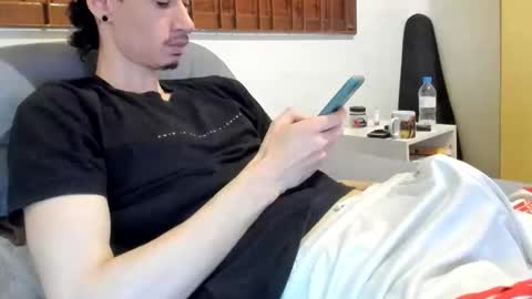 DigBreed online show from November 2025 02:11:01 AM