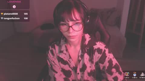 Snapshot of modjo_ chatting on December 2024 12:00:02 PM Modjo online show from December 2024 12:00:02 PM