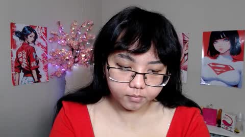 Molly online show from October 2025 04:20:02 AM