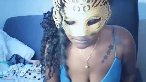 mohlovey online show from December 2025 11:44:02 PM