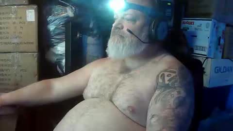 Snapshot of mojoe420 chatting on May 2026 05:15:02 AM mojoe420 online show from May 2026 05:15:02 AM