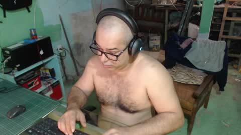 Mokkaf online show from November 2025 11:57:02 AM