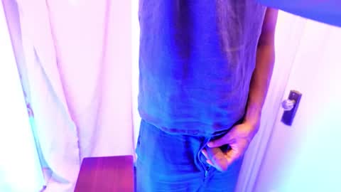 Snapshot of mold_little_fire chatting on February 2026 01:13:02 AM Photon Earth online show from February 2026 01:13:02 AM