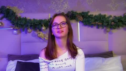 molilevran online show from December 2025 04:45:02 PM