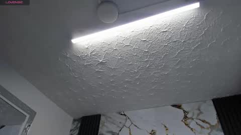 Hey Guys  Im Mollie online show from March 2026 11:58:02 AM