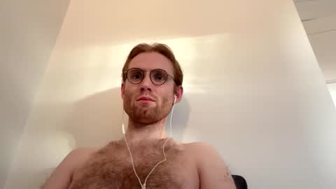 Snapshot of molliter chatting on October 2025 05:44:01 PM molliter online show from October 2025 05:44:01 PM