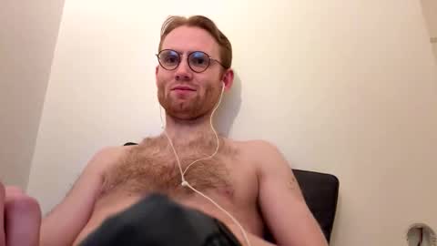 Snapshot of molliter chatting on December 2025 02:08:02 AM molliter online show from December 2025 02:08:02 AM