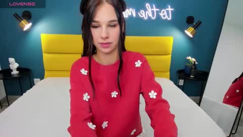 Molly  online show from December 2025 01:36:01 AM