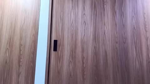 Molly online show from October 2025 06:56:01 PM