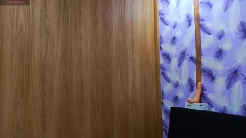 Molly online show from November 2025 07:26:02 PM