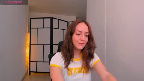   MOLLY   online show from March 2026 04:57:02 PM