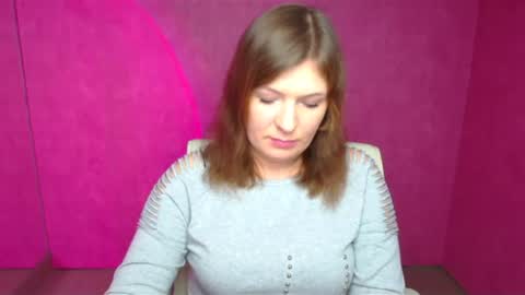 Snapshot of molly_mis chatting on December 2024 12:38:01 PM Molly online show from December 2024 12:38:01 PM