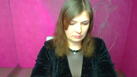 Snapshot of molly_mis chatting on March 2025 03:45:02 PM Molly online show from March 2025 03:45:02 PM