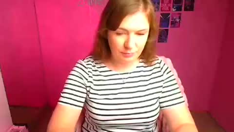 Snapshot of molly_mis chatting on October 2025 11:40:01 AM Molly online show from October 2025 11:40:01 AM