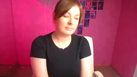 Snapshot of molly_mis chatting on November 2025 12:48:02 PM Molly online show from November 2025 12:48:02 PM