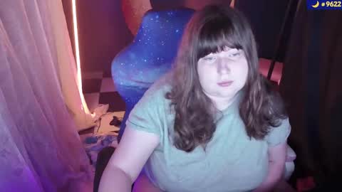 molly_moons online show from October 2025 10:42:02 PM