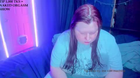 molly_moons online show from February 2026 01:05:02 PM