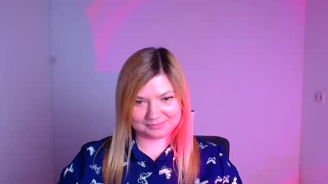 Molly online show from February 2025 03:41:02 PM