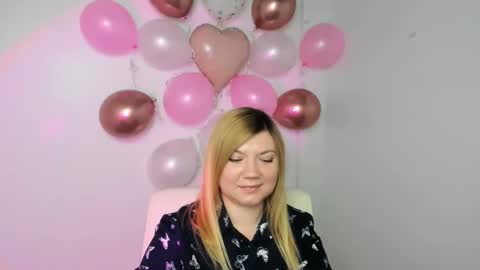 Molly online show from February 2025 04:11:02 PM