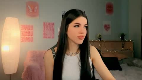 Molly online show from April 2026 04:13:02 AM