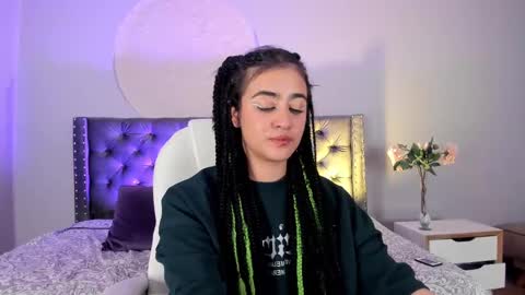 Snapshot of molly_rose_1 chatting on December 2024 07:49:02 AM Molly online show from December 2024 07:49:02 AM