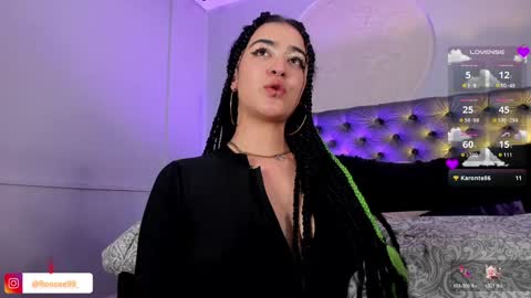 Snapshot of molly_rose_1 chatting on January 2025 08:13:02 AM Molly online show from January 2025 08:13:02 AM