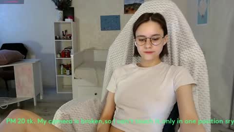 Molly online show from June 2026 04:52:02 AM