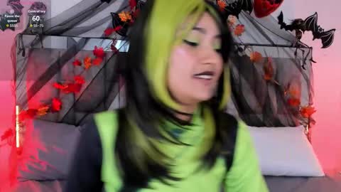 molly_sweetlove online show from October 2025 07:25:01 PM