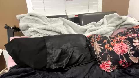 molly_theslut online show from November 2025 08:59:01 AM