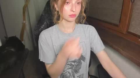 Snapshot of mollydangerous chatting on October 2025 05:46:02 PM Taisha online show from October 2025 05:46:02 PM