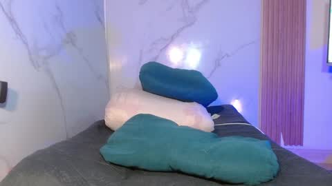  MOLLY  GUNSG online show from April 2026 06:41:01 PM